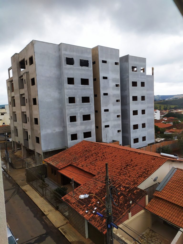 APARTAMENTO – CENTRO