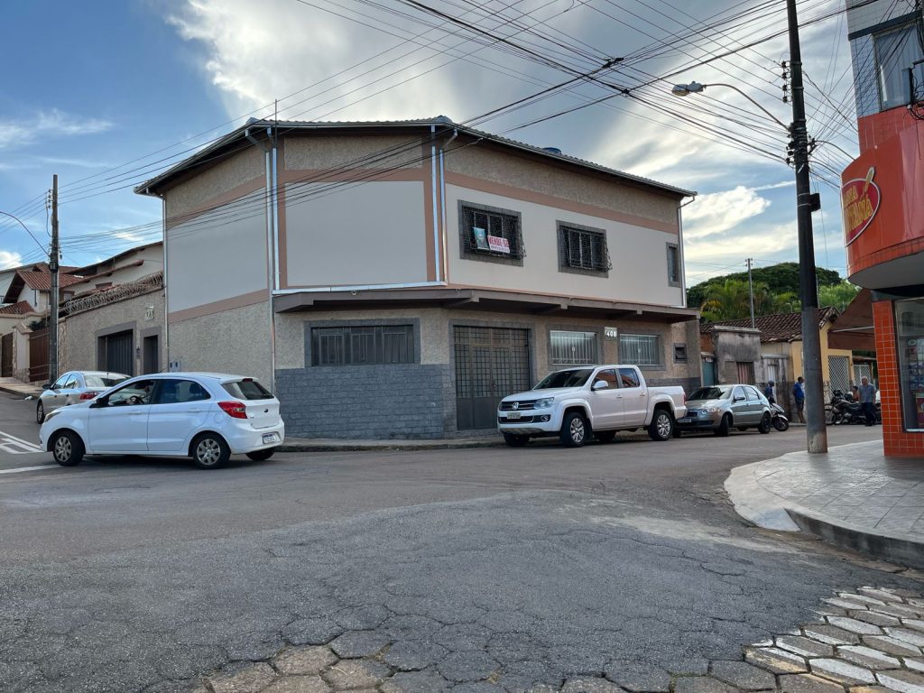 CASA E COMODO COMERCIAL – CENTRO