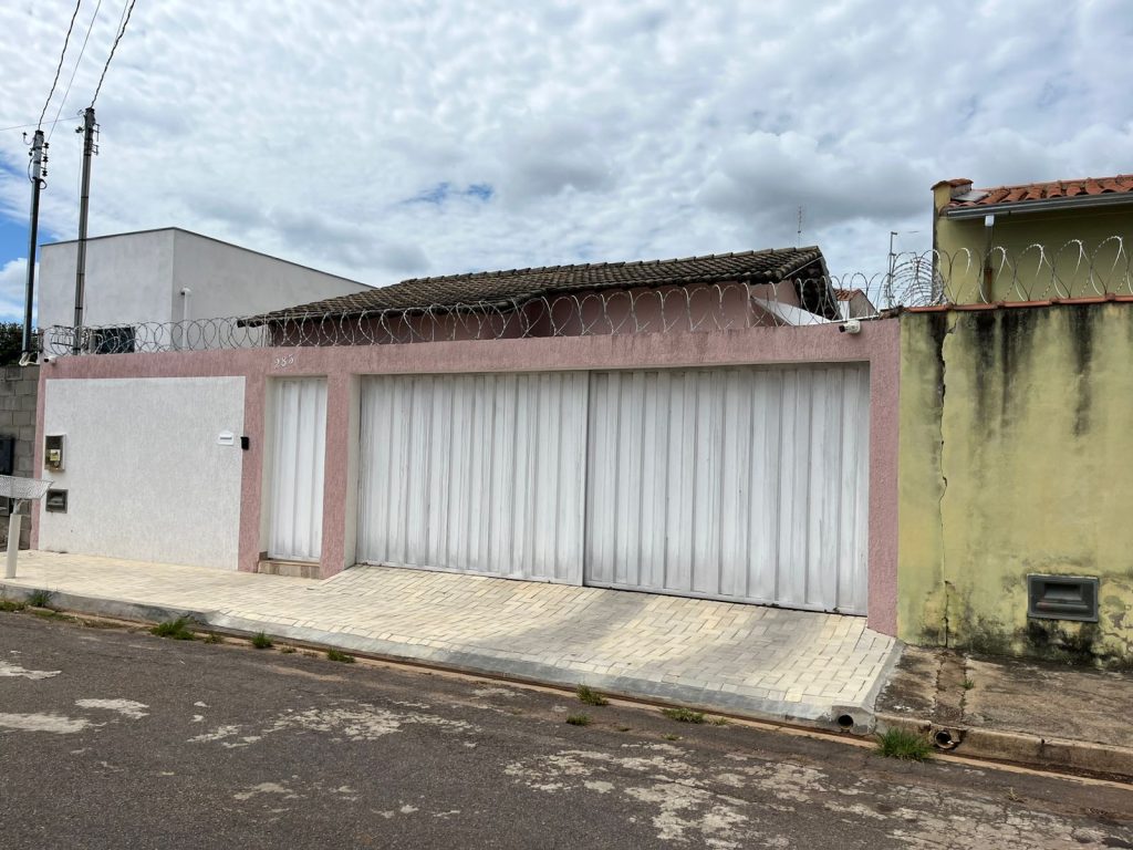 CASA – PARQUE VEREDAS CASA – PARQUE VEREDAS