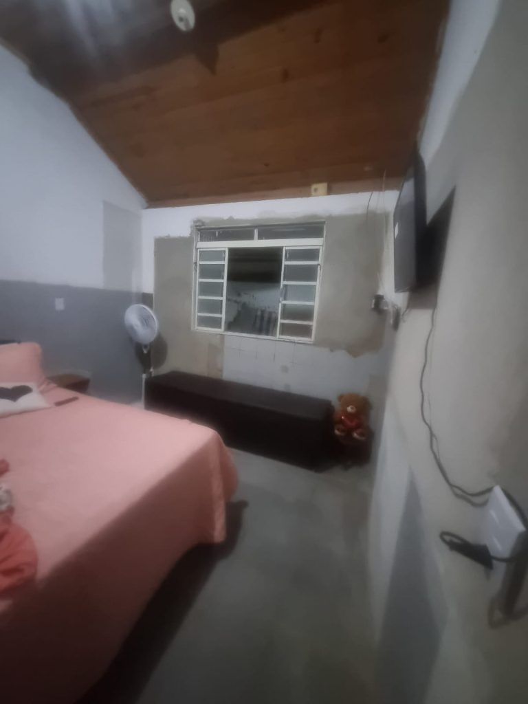 CASA – ALCIDES MESQUITA CASA – ALCIDES MESQUITA