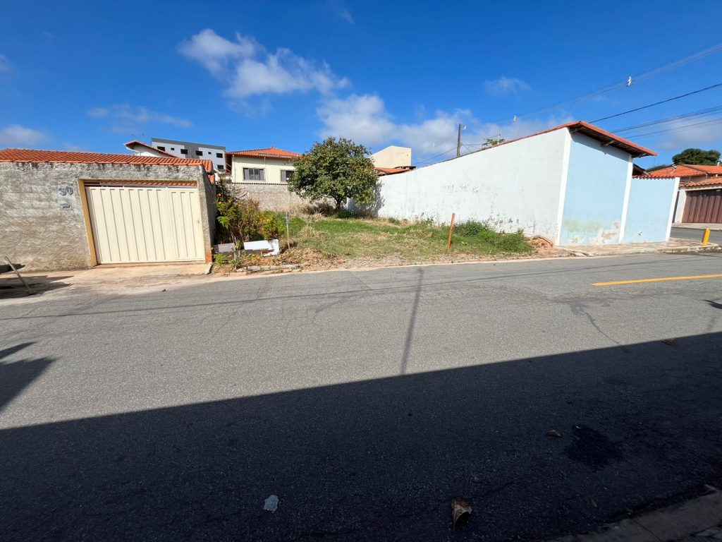 TERRENO – VILA ROMANA