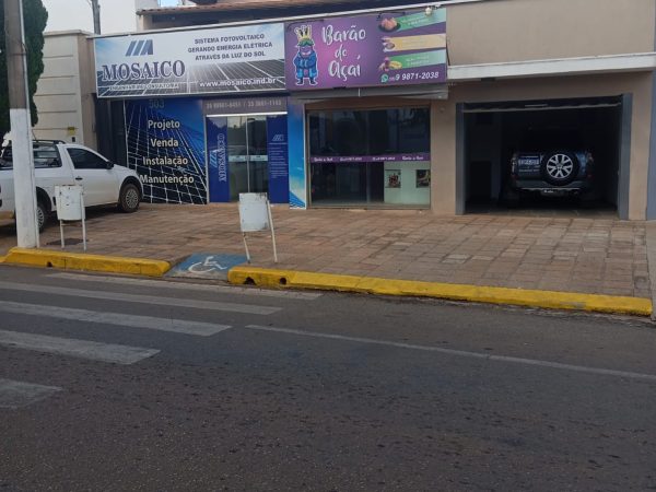 CASA E COMÉRCIO – CENTRO