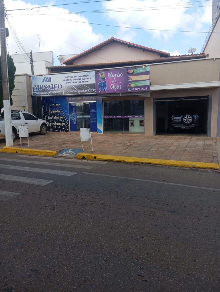 CASA E COMÉRCIO – CENTRO