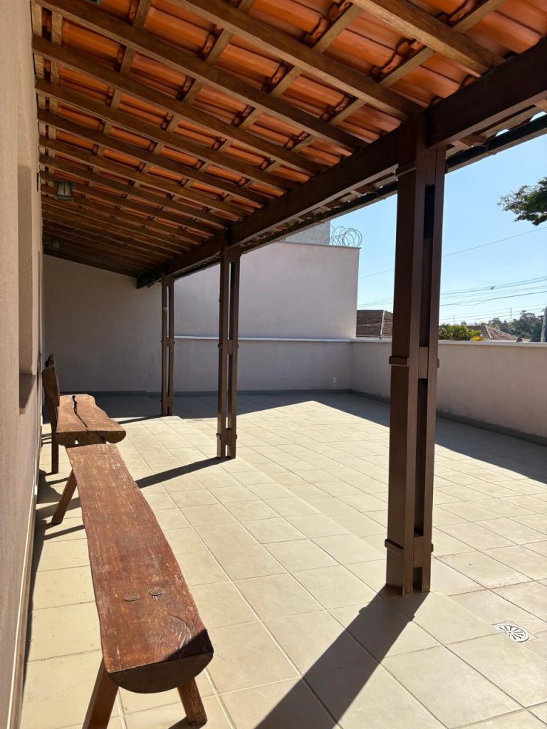 CASA E COMÉRCIO – CENTRO