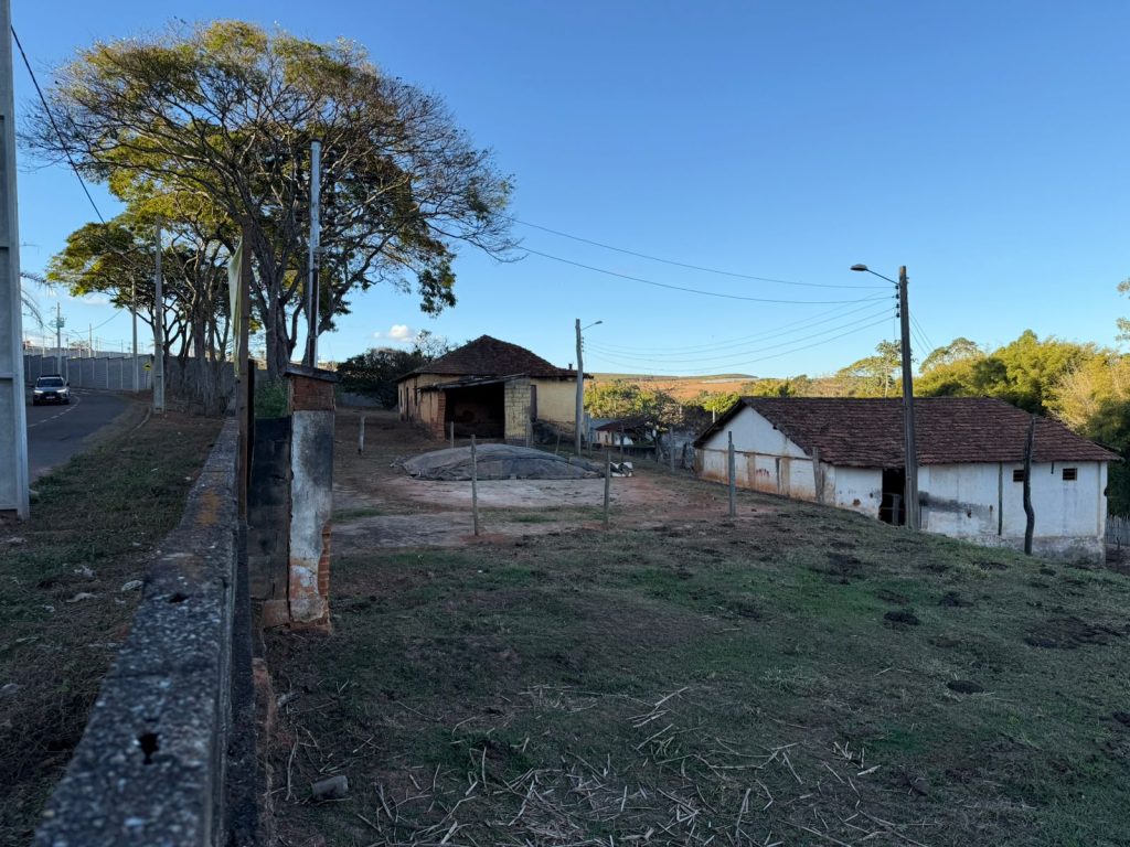 TERRENO – CIDADE JARDIM