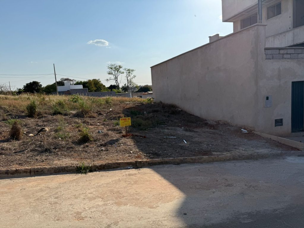 TERRENO – JARDIM JULIETA