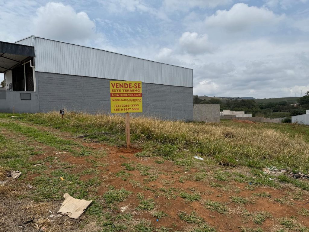 TERRENO – ESPERANÇA