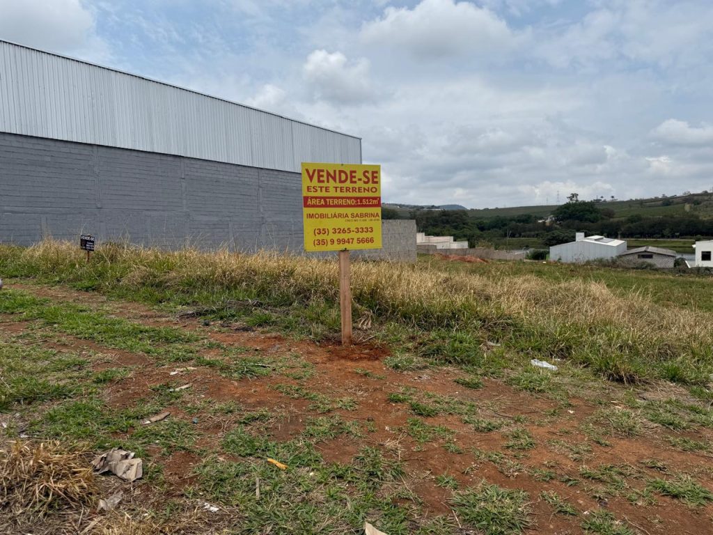 TERRENO – ESPERANÇA