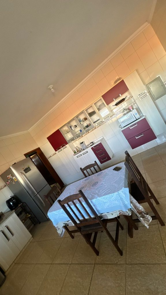 APARTAMENTO E COMERCIO – ALCIDES MESQUITA