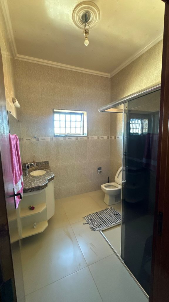 APARTAMENTO E COMERCIO – ALCIDES MESQUITA