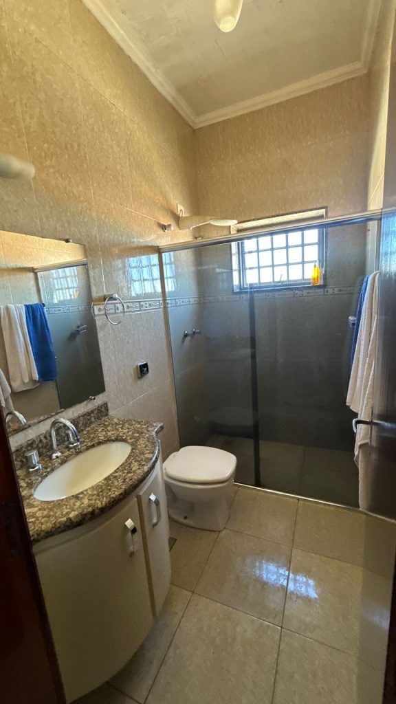 APARTAMENTO E COMERCIO – ALCIDES MESQUITA