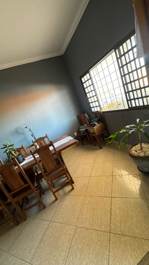 APARTAMENTO E COMERCIO – ALCIDES MESQUITA