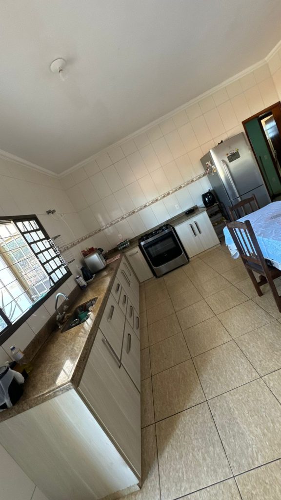 APARTAMENTO E COMERCIO – ALCIDES MESQUITA