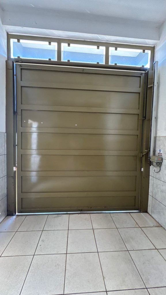 APARTAMENTO E COMERCIO – ALCIDES MESQUITA