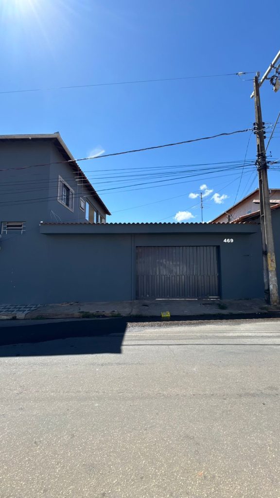 APARTAMENTO E COMERCIO – ALCIDES MESQUITA