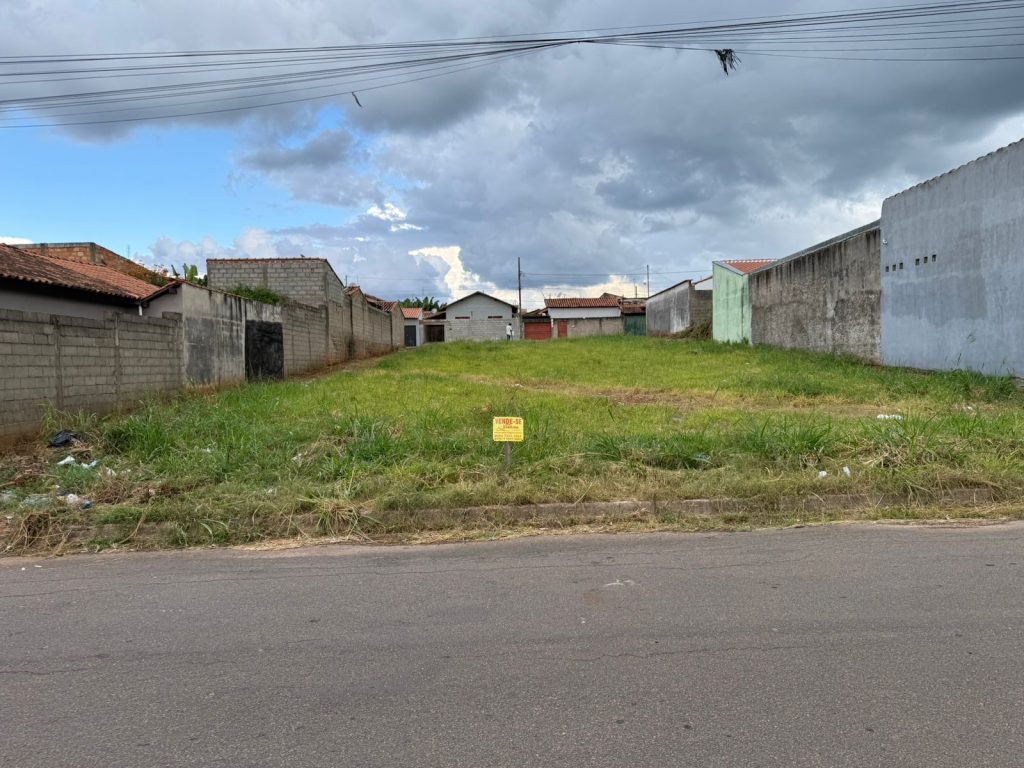 TERRENOS – ALCIDES MESQUITA