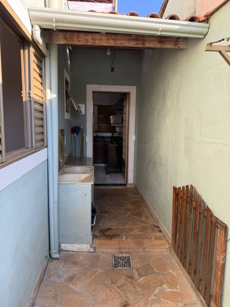 CASA – SANTA EDWIRGES