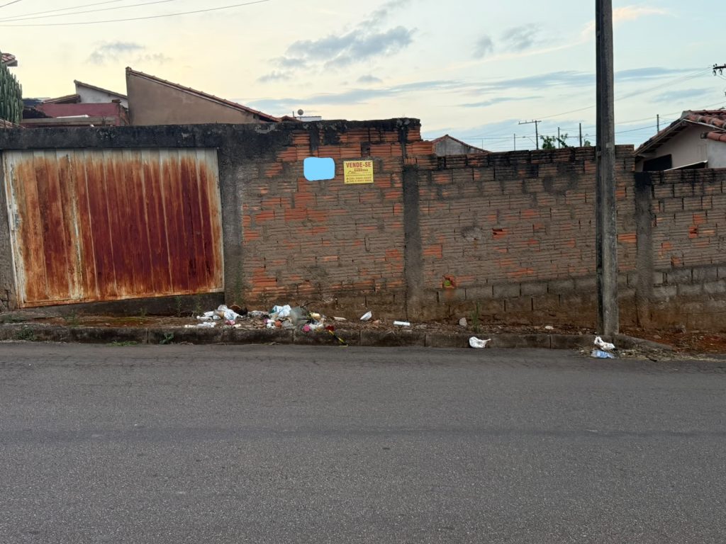 TERRENO – ALCIDES MESQUITA
